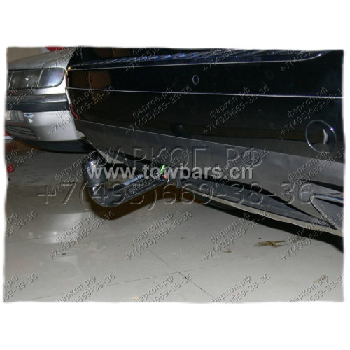 321736600001 WESTFALIA Фаркоп на Volkswagen Touareg 2002-2010, 2010-2018, Porsche Cayenne 2002-2010, 2010-2017. Быстросъемное вертикальное крепление шара на ключе. Нагрузки 3500/140 кг, масса фаркопа 34 кг