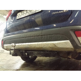 FA 0995-E Бизон Фаркоп на Mitsubishi Outlander 2012-2022 без подрезки бампера. Тип шара: E (легкосъемный шар под квадрат). Нагрузки: 3200/120 кг. Не комплектуется эл