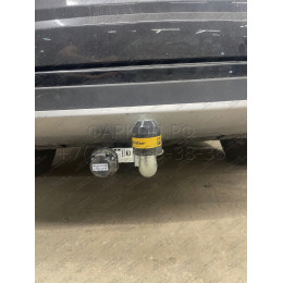 92506-A MOTODOR Фаркоп с оцинкованным шаром на Toyota RAV4 2013-2019. Необходима подрезка бампера. Тип шара: A. Нагрузки: 1500/75 кг, масса фаркопа 23 кг (без элект