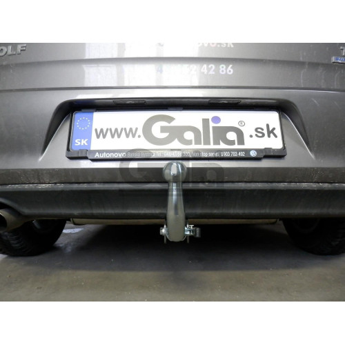 A048A GALIA Полностью оцинкованный фаркоп на Volkswagen Golf VII хетчбек 5 дверей 2013-2017, SEAT Leon хетчбек 5 дверей 2013-2017, Audi A3 хетчбек 3/5 дверей 2012-2020. Подрозетник убирается за бампер. Тип шара: A. Подрезка бампера. Нагрузки 2000/80 кг, м