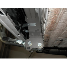 B020A GALIA Полностью оцинкованный фаркоп на BMW 5-Series седан F10 / универсал F11 2010-2016, BMW 5-Series GT F07 2010-2017. Подрозетник убирается за бампер. Тип шара: A. Не