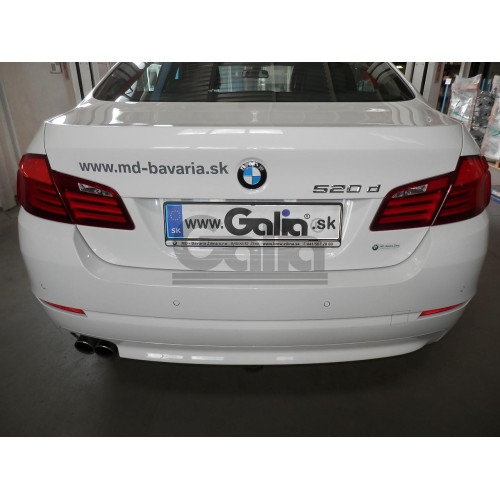 B020A GALIA Полностью оцинкованный фаркоп на BMW 5-Series седан F10 / универсал F11 2010-2016, BMW 5-Series GT F07 2010-2017. Подрозетник убирается за бампер. Тип шара: A. Невидимый вырез бампера. Нагрузки: 2200/100 кг, масса фаркопа 14,42 кг