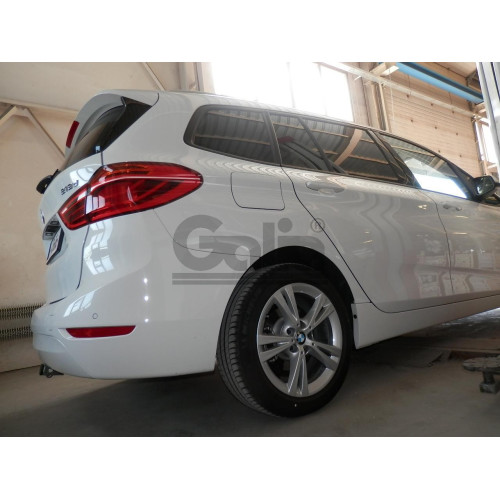 B023A GALIA Полностью оцинкованный фаркоп на MINI Countryman 2017-2024, MINI Clubman 2015-2024, BMW X2 F39 2018-2024, BMW X1 F48 07/2015-2022, BMW 2-Series Active Tourer F45 09/2014-2021, BMW 2-Series Gran Tourer F46 05/2015-2021. Подрозетник убирается за