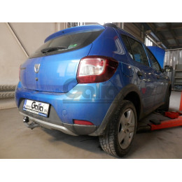 D044C GALIA Полностью оцинкованный фаркоп на Renault Sandero 2014-2022, Renault Sandero Stepway 2014-2022. Тип шара: C (горизонтальный съемный). Невидимый вырез бампера. Наг