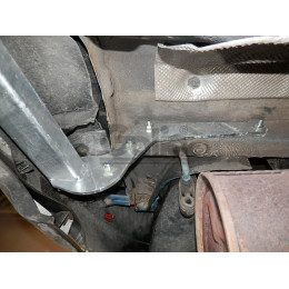 D044C GALIA Полностью оцинкованный фаркоп на Renault Sandero 2014-2022, Renault Sandero Stepway 2014-2022. Тип шара: C (горизонтальный съемный). Невидимый вырез бампера. Наг