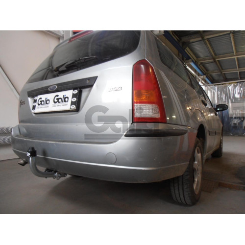 F049C GALIA Полностью оцинкованный фаркоп на Ford Focus I универсал 1998-2004. Тип шара: C (горизонтальный съемный). Установка без снятия и выреза бампера. Нагрузки: 1300/65 кг, масса фаркопа 17,77 кг