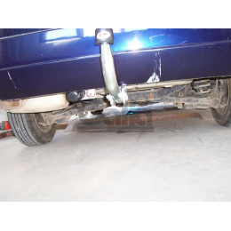 F049C GALIA Полностью оцинкованный фаркоп на Ford Focus I универсал 1998-2004. Тип шара: C (горизонтальный съемный). Установка без снятия и выреза бампера. 