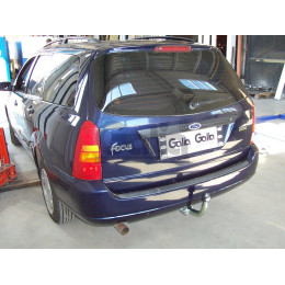 F049C GALIA Полностью оцинкованный фаркоп на Ford Focus I универсал 1998-2004. Тип шара: C (горизонтальный съемный). Установка без снятия и выреза бампера. 
