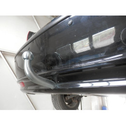 F097C GALIA Полностью оцинкованный фаркоп на Ford Mondeo седан/хетчбек 2000-2006. Подрозетник убирается за бампер. Тип шара: C (горизонтальный съемный). Не