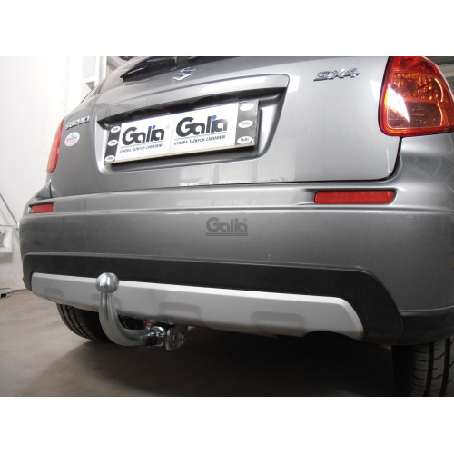 F109A GALIA Полностью оцинкованный фаркоп на Suzuki SX4 хетчбек 5 дверей 2006-2013 2WD/4WD, FIAT Sedici 2006-2014. Тип шара: A. Невидимый вырез бампера. Нагрузки: 1200/70 кг, масса фаркопа 17,32 кг
