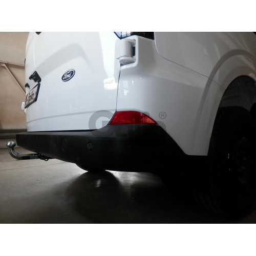 F140A GALIA Полностью оцинкованный фаркоп на Ford Tourneo Custom 2023-, Ford Transit Custom 2023-, VW Transporter T7 2024-. Тип шара: A. Установка без выреза бампера. Нагрузки: 2800/180 кг, масса фаркопа 21,92 кг