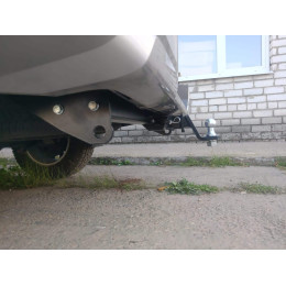 FA 0450-E Бизон Фаркоп на Mitsubishi L200 2023- без подрезки бампера. Тип шара: E (легкосъемный шар под квадрат). Нагрузки: 3300/160 кг. Не комплектуется электр