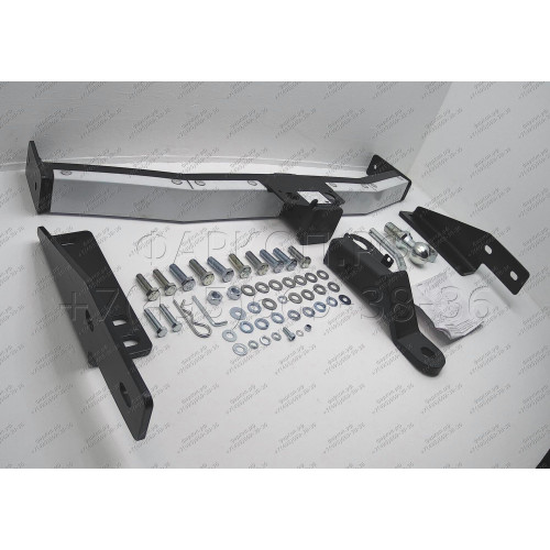 FA 0602-E(N) Бизон Фаркоп с хромированной накладкой на Toyota Land Cruiser Prado 150 2010-2023, Toyota Land Cruiser Prado 120 2002-2010 без подрезки бампера. Тип шара: E (легкосъемный шар под квадрат). Нагрузки: 3300/120 кг. Не комплектуется электрикой