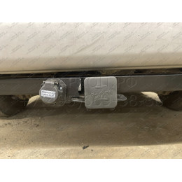 FA 0951-E Бизон Фаркоп на Honda Element 2003-2011 без подрезки бампера. Тип шара: E (легкосъемный шар под квадрат). Нагрузки: 2500/120 кг. Не комплектуется элект