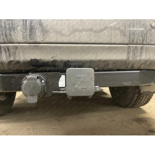 FA 1009-E Бизон Фаркоп на Toyota Land Cruiser Prado 150 2009-2023, Toyota Land Cruiser Prado 120 2002-2009 (3 точки крепления), Lexus GX 2003-2009, 2009-2023 без подрезки бампера. Тип шара: E (легкосъемный шар под квадрат). Нагрузки: 3500/120 кг. Не компл
