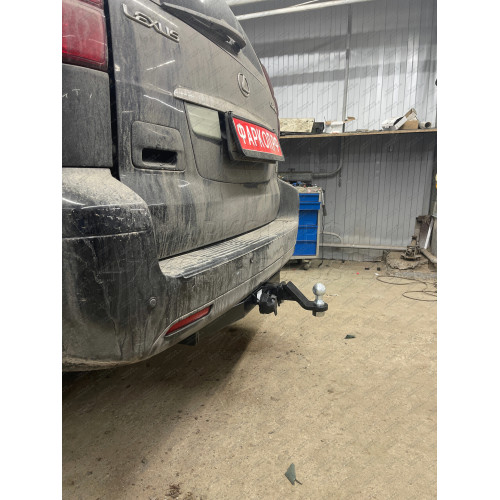 FA 1009-E Бизон Фаркоп на Toyota Land Cruiser Prado 150 2009-2023, Toyota Land Cruiser Prado 120 2002-2009 (3 точки крепления), Lexus GX 2003-2009, 2009-2023 без подрезки бампера. Тип шара: E (легкосъемный шар под квадрат). Нагрузки: 3500/120 кг. Не компл