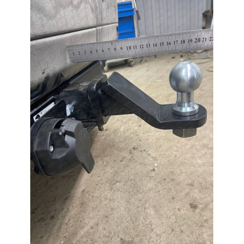 FA 1009-E Бизон Фаркоп на Toyota Land Cruiser Prado 150 2009-2023, Toyota Land Cruiser Prado 120 2002-2009 (3 точки крепления), Lexus GX 2003-2009, 2009-2023 без подрезки бампера. Тип шара: E (легкосъемный шар под квадрат). Нагрузки: 3500/120 кг. Не компл