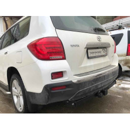FA 1010-E Бизон Фаркоп на Toyota Highlander 1 XU20-40 2003-2010, Lexus RX 300/350/400 2003-2009 без подрезки бампера. Тип шара: E (легкосъемный шар под квадрат). Нагрузки: 3100/120 к