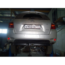 FA 1010-E Бизон Фаркоп на Toyota Highlander 1 XU20-40 2003-2010, Lexus RX 300/350/400 2003-2009 без подрезки бампера. Тип шара: E (легкосъемный шар под квадрат). Нагрузки: 3100/120 к