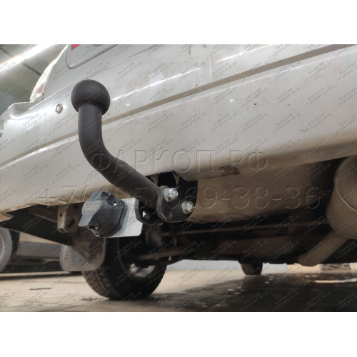 SZ 07 AVTOS Фаркоп на Suzuki Liana хетчбек 2001-2007. Необходима подрезка бампера. Тип шара: A. Нагрузки: 1200/75 кг, масса фаркопа 17 кг (без электрики в комплекте)