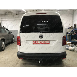 VW 21 AVTOS Фаркоп на Volkswagen Caddy 2004-2021 без подрезки бампера. Тип шара: A. Нагрузки: 1250/75 кг, масса фаркопа 22,5 кг (без электрики в комплекте)