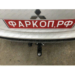 FA 0995-E Бизон Фаркоп на Mitsubishi Outlander 2012-2022 без подрезки бампера. Тип шара: E (легкосъемный шар под квадрат). Нагрузки: 3200/120 кг. Не комплектуется эл