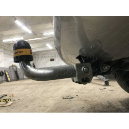 92506-A MOTODOR Фаркоп с оцинкованным шаром на Toyota RAV4 2013-2019. Необходима подрезка бампера. Тип шара: A. Нагрузки: 1500/75 кг, масса фаркопа 23 кг (без элект