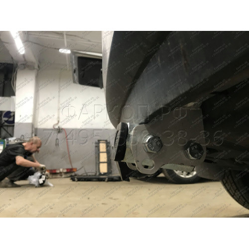 T068C GALIA Полностью оцинкованный фаркоп на Toyota Highlander 2010-2014. Тип шара: C (горизонтальный съемный). Требуется подрезка бампера. Нагрузки: 2500/120 кг, масса фаркопа 19,97 кг