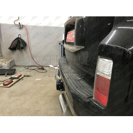 FA 0602-E(N) Бизон Фаркоп с хромированной накладкой на Toyota Land Cruiser Prado 150 2010-2023, Toyota Land Cruiser Prado 120 2002-2010 без подрезки бампера. Тип шара: E (легкосъемны