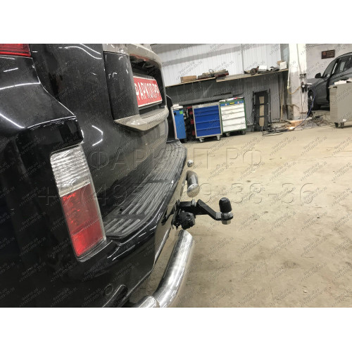 FA 0602-E(N) Бизон Фаркоп с хромированной накладкой на Toyota Land Cruiser Prado 150 2010-2023, Toyota Land Cruiser Prado 120 2002-2010 без подрезки бампера. Тип шара: E (легкосъемный шар под квадрат). Нагрузки: 3300/120 кг. Не комплектуется электрикой