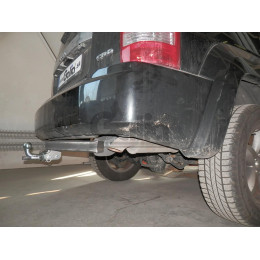 J009A GALIA Полностью оцинкованный фаркоп на Jeep Cherokee 2007-2013, Dodge Nitro 2007-2012. Тип шара: A. Установка без снятия и выреза бампера. Нагрузки: 3500/150 кг, масс
