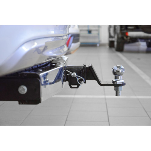 MPS-08-991124.00 PT GROUP Фаркоп с нержавеющей накладкой на Mitsubishi Pajero Sport дорестайл 2016-2021 без подрезки бампера. Тип шара: E (легкосъемный шар под квадрат). Нагрузки: 3200/115 кг, масса фаркопа 20,7 кг (без электрики в комплекте)