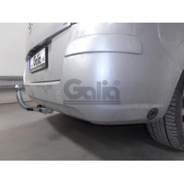 O052C GALIA Полностью оцинкованный фаркоп на Opel Zafira B 2005-2012. Тип шара: C (горизонтальный съемный). Невидимый вырез бампера. Нагрузки: 1500/75 кг, масса 
