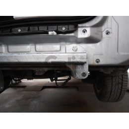 O052C GALIA Полностью оцинкованный фаркоп на Opel Zafira B 2005-2012. Тип шара: C (горизонтальный съемный). Невидимый вырез бампера. Нагрузки: 1500/75 кг, масса 
