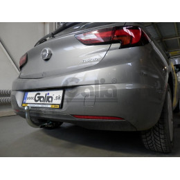 O067C GALIA Полностью оцинкованный фаркоп на Opel Astra K хетчбек 5 дверей 2015-2021. Подрозетник убирается за бампер. Тип шара: C (горизонтальный съемный). 