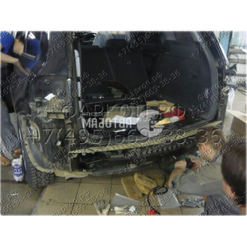 321736600001 WESTFALIA Фаркоп на Volkswagen Touareg 2002-2010, 2010-2018, Porsche Cayenne 2002-2010, 2010-2017. Быстросъемное вертикальное крепление шара на ключе. Нагрузки 3500/140 кг, масса фаркопа 34 кг