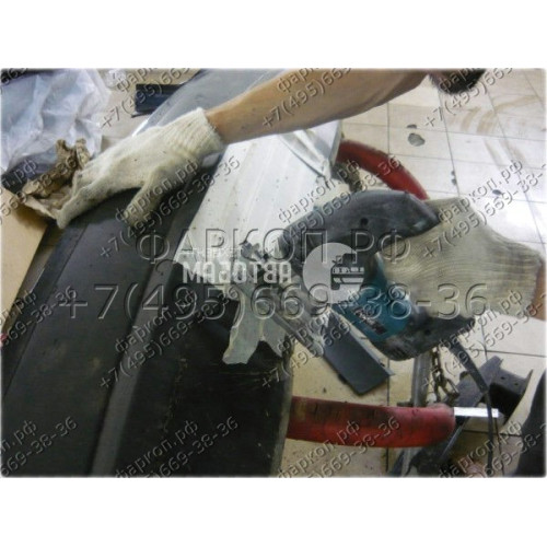 321736600001 WESTFALIA Фаркоп на Volkswagen Touareg 2002-2010, 2010-2018, Porsche Cayenne 2002-2010, 2010-2017. Быстросъемное вертикальное крепление шара на ключе. Нагрузки 3500/140 кг, масса фаркопа 34 кг