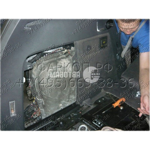 321736600001 WESTFALIA Фаркоп на Volkswagen Touareg 2002-2010, 2010-2018, Porsche Cayenne 2002-2010, 2010-2017. Быстросъемное вертикальное крепление шара на ключе. Нагрузки 3500/140 кг, масса фаркопа 34 кг