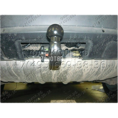 321736600001 WESTFALIA Фаркоп на Volkswagen Touareg 2002-2010, 2010-2018, Porsche Cayenne 2002-2010, 2010-2017. Быстросъемное вертикальное крепление шара на ключе. Нагрузки 3500/140 кг, масса фаркопа 34 кг