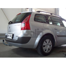 R074A GALIA Полностью оцинкованный фаркоп на Renault Megane II 2003-2008 (classic) седан/универсал, Megane III универсал 2008-2016. Подрозетник убирается за бампер. Тип ш