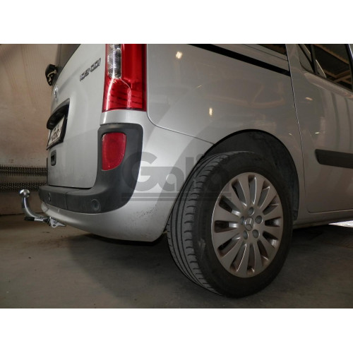 R086A GALIA Полностью оцинкованный фаркоп на Renault Kangoo 2010-2021, Mercedes Citan 2012-2021. Тип шара: A. Установка без снятия и выреза бампера. Нагрузки: 1200/75 кг, масса фаркопа 15,62 кг