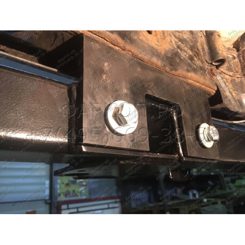 FA 1009-E Бизон Фаркоп на Toyota Land Cruiser Prado 150 2009-2023, Toyota Land Cruiser Prado 120 2002-2009 (3 точки крепления), Lexus GX 2003-2009, 2009-2023 без подрезки бампера. Тип шара: E (легкосъемный шар под квадрат). Нагрузки: 3500/120 кг. Не компл