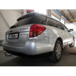 S076C GALIA Полностью оцинкованный фаркоп на Subaru Legacy универсал (BP), Subaru Outback 4WD 2004-2009. Тип шара: C (горизонтальный съемный). Невидимый вырез бампера. 