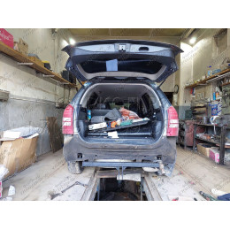 H.T79.A HALTY Фаркоп на Toyota Wish 2WD/4WD 2003-2009, 2009-2017 без подрезки бампера. Тип шара: A. Нагрузки: 750/75 кг, масса фаркопа 15,3 кг