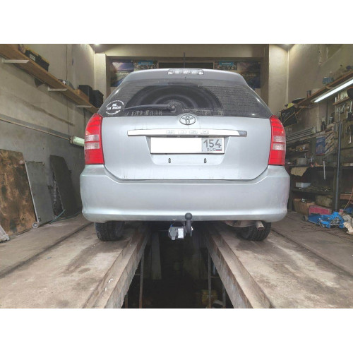 H.T79.A HALTY Фаркоп на Toyota Wish 2WD/4WD 2003-2009, 2009-2017 без подрезки бампера. Тип шара: A. Нагрузки: 750/75 кг, масса фаркопа 15,3 кг