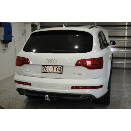 321736600001 WESTFALIA Фаркоп на Volkswagen Touareg 2002-2010, 2010-2018, Porsche Cayenne 2002-2010, 2010-2017. Быстросъемное вертикальное крепление шара на ключе. Нагрузки 3500/140 кг, масса фаркопа 34 кг