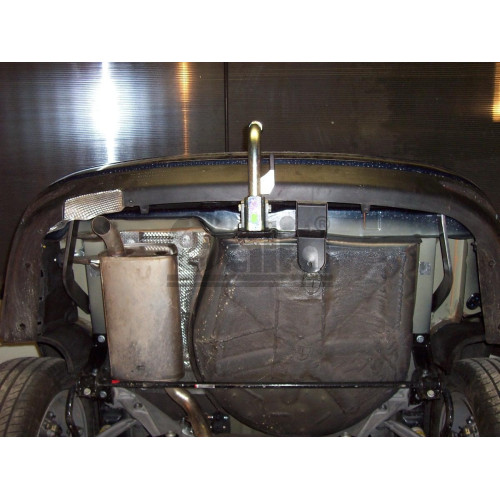 C058A GALIA Полностью оцинкованный фаркоп на Citroen C5 III универсал 2008-2017. Только для моделей с одной трубой глушителя. Подрозетник убирается за бампер. Тип шара: A. Без выреза бампера. Нагрузки: 1900/75 кг, масса фаркопа 21,51 кг