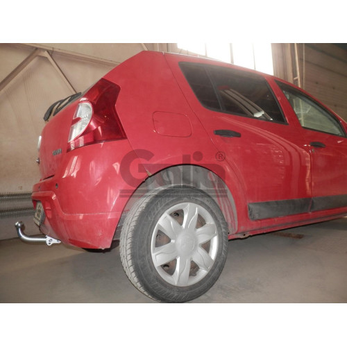 D040A GALIA Полностью оцинкованный фаркоп на Renault Sandero 2009-2014, Renault Sandero Stepway 2010-2014. Тип шара: A. Установка без снятия и выреза бампера. Нагрузки: 1200/75 кг, масса фаркопа 14,72 кг