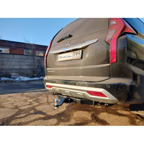 FA 0290-E Бизон Фаркоп на Mitsubishi Pajero Sport III рестайлинг 2021- без подрезки бампера. Тип шара: E (легкосъемный шар под квадрат). Нагрузки: 3200/120 кг. Не комплектуется электрикой
