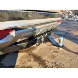 FA 0290-E Бизон Фаркоп на Mitsubishi Pajero Sport III рестайлинг 2021- без подрезки бампера. Тип шара: E (легкосъемный шар под квадрат). Нагрузки: 3200/120 кг. Не ком